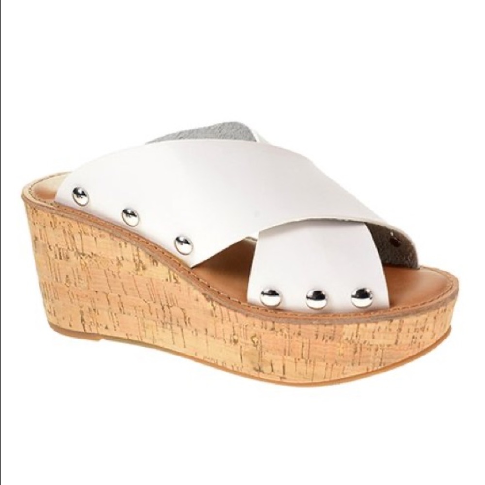 Chinese Laundry White Wedge